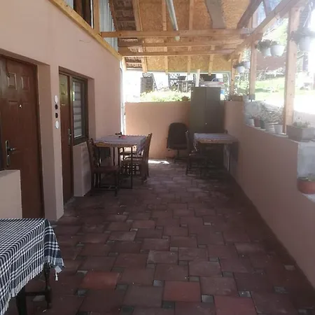 Odmaraliste Vlasko Zdrelo * Pirot