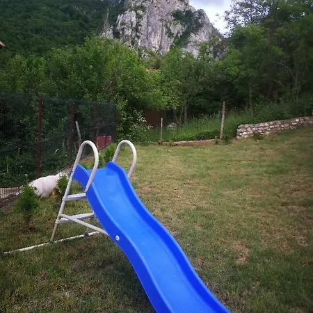 Odmaraliste Vlasko Zdrelo * Pirot